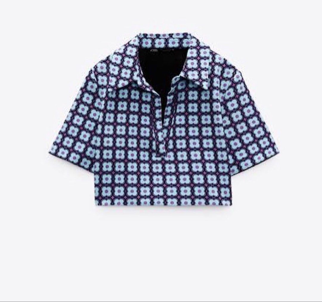 Zara Retro Floral Collared Cropped Top (Category: Blouses) located in Naga. Submitted by tiindahunts (Listing ID 1436608142, Image 1). Description: From Hongkong box!.