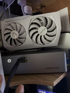 ZOTAC White Graphics Card454926296867809280