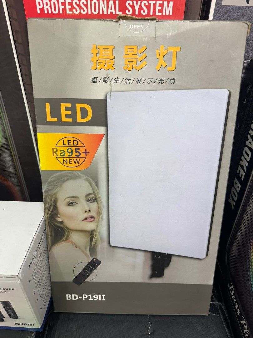 19 inches panel light Photography with stand (Category: Lighting & Studio Equipment) located in Manila. Submitted by erick80762 (Listing ID 1436703385, Image 1). Description: .