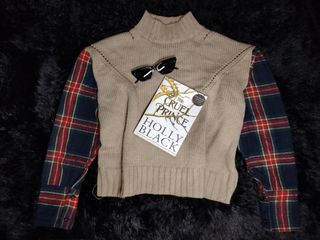 (Category: ) located in . Submitted by curatedclosetbycamille (Listing ID 1436689243, Image 1). Description: .