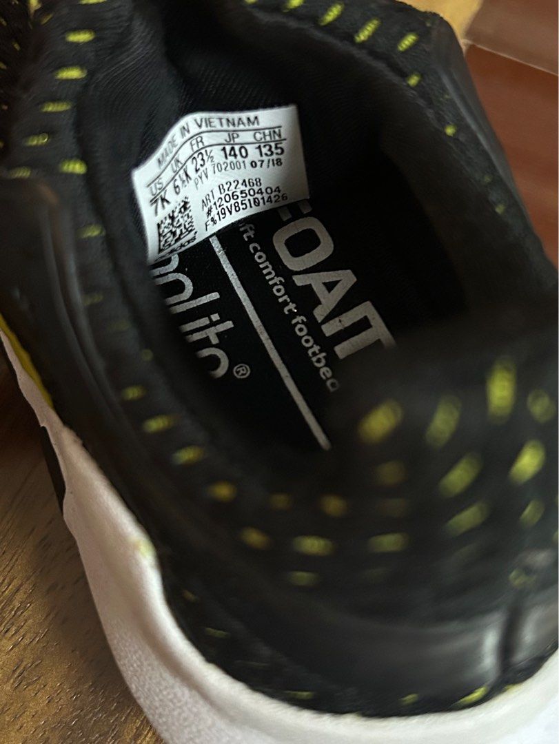 Adidas Equipment ADV 7/8 Sneakers (Category: Babies & Kids Fashion) located in Santa Rosa. Submitted by lovedbydane (Listing ID 1436652692, Image 3). Description: - Adidas Equipment ADV 7/8 sneakers - Color: Black and Yellow - Features a slip-on design - Breathable upper - White soles with Adidas logo - Size: 7K - Made in Vietnam.
