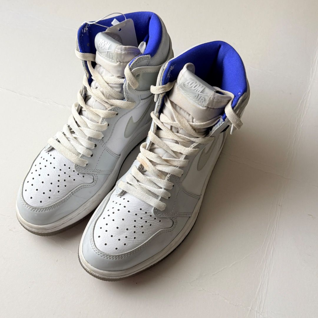 Air Jordan 1 High Zoom (Category: Sneakers) located in Pasig City. Submitted by 2025dailydosegrail (Listing ID 1436808305, Image 1). Description: Nike Air Jordan 1 High Zoom in the "Racer Blue" colorway. Excellent condition 🔥 resale / aftermarket value 12k .