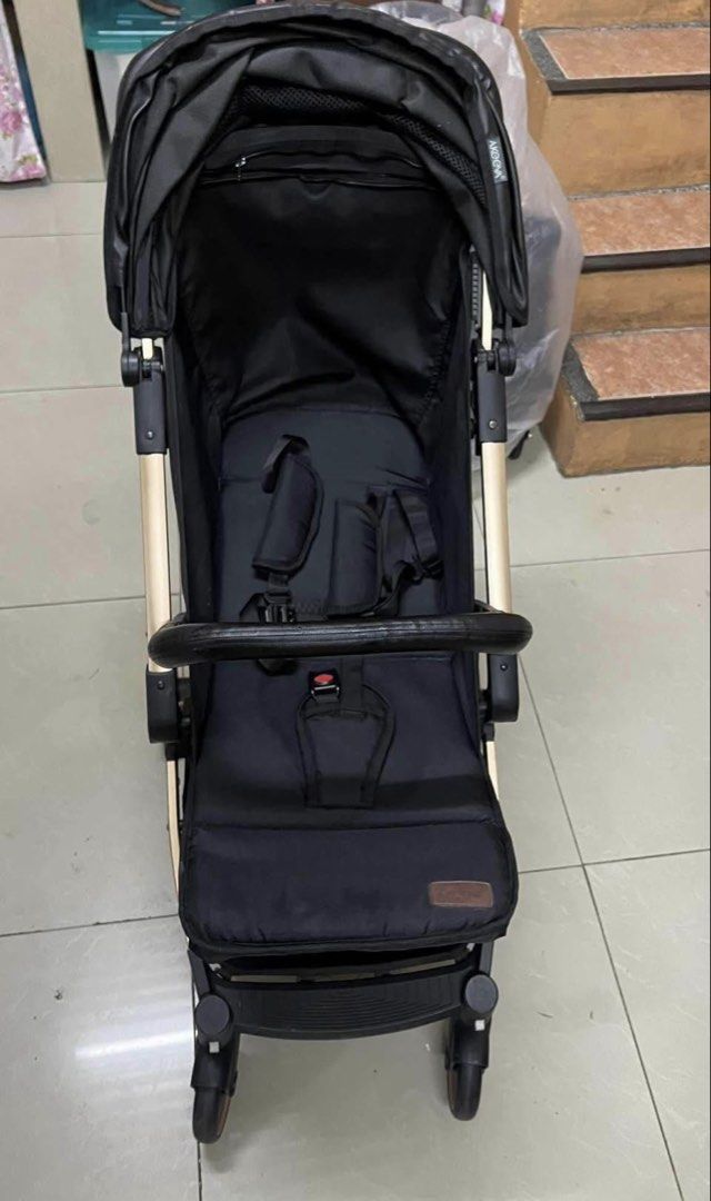 Akeeva Esmio Gold Stroller (Category: Strollers) located in Manila. Submitted by CassyR (Listing ID 1436786174, Image 2). Description: Cabin-Approved, Luggage-Style Stroller ✅ Lightweight & Travel-Friendly ✅ Gold-Plated Frame with Luxe Leather Touches ✅ One-Hand Fold, Self-Standing Design ✅ Comfort Meets Convenience – For Baby & You Lightly Used only RFS: Need to buy smaller type of Stroller 📍Tondo, Manila 💸: Gcash, Bank Transfer 🚚: Lalamove.