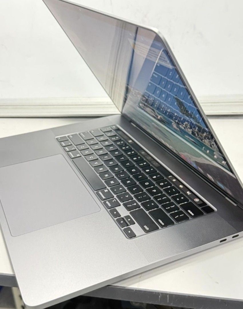 Apple MacBook Pro 16-inch - Space Grey448742281771100163