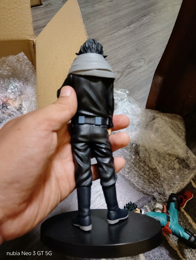 Authentic Banpresto My Hero Academia Age of Heroes Shota Aizawa "Eraser Head" figure. (Category: Toys & Games) located in Mabalacat. Submitted by babyjamil1919 (Listing ID 1436656213, Image 2). Description: Authentic loose as is only.
