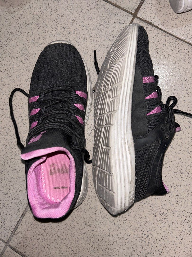 Barbie Black and Pink Sneakers (Category: Babies & Kids Fashion) located in Marikina City. Submitted by pokemonmimikyu (Listing ID 1436689686, Image 1). Description: - needs cleaning - size US 2 - rfs: outgrown .