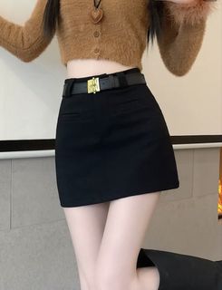 (Category: ) located in . Submitted by jiahuiwardrobe (Listing ID 1436739605, Image 1). Description: .