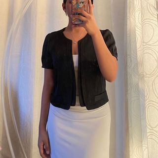 (Category: ) located in . Submitted by prelovedbyivs (Listing ID 1436701389, Image 1). Description: .