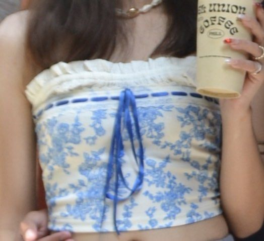 Blue Floral Tube Top (Category: Sleeveless) located in Dagupan City. Submitted by k4rah (Listing ID 1436662800, Image 2). Description: can fit xs to s. used once .