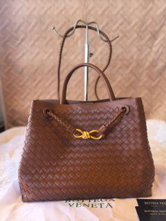 (Category: ) located in . Submitted by esrpreloved (Listing ID 1436684672, Image 1). Description: .