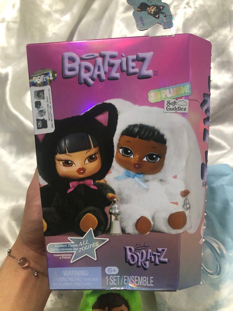 BRATZ PLUSH BRATZIEZ YASMIN (Category: Plushies & Soft Toys) located in Muntinlupa City. Submitted by cjaja (Listing ID 1436711341, Image 2). Description: Super pretty face, no paint chips whatsoever Can trade for Jade Shipping will be shouldered by the buyer.