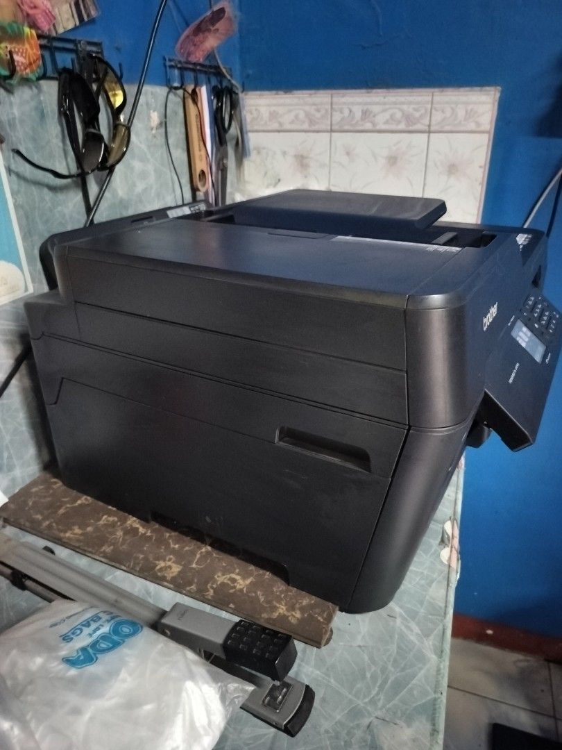 BROTHER A3 PRINTER (Category: Printers, Scanners & Copiers) located in Bustos. Submitted by niwel2nice (Listing ID 1436665210, Image 1). Description: SELLING AS NOT USED NOW WORKING PERFECT LESS THAN 1 YEAR OLD TEST ALL U WANT STILL HAS BOX.