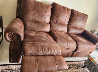 (Category: ) located in . Submitted by ngayle24 (Listing ID 1436767236, Image 1). Description: .