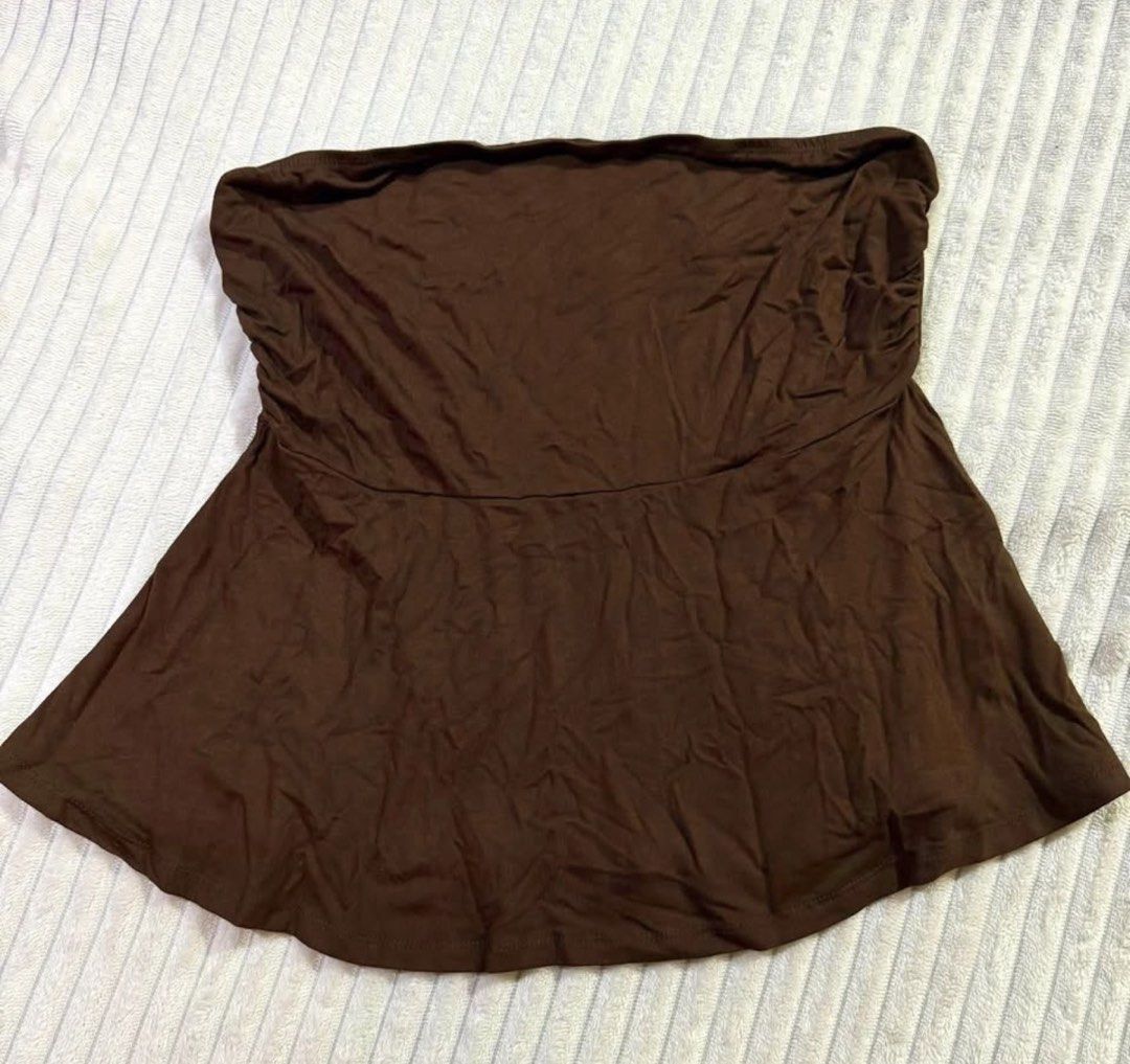 Brown Tube Top with Peplum (Category: Others Tops) located in Manila. Submitted by chloooo.o (Listing ID 1436797596, Image 2). Description: 82 cm bust, 72-108 cm waist, 60 cm length from shein.
