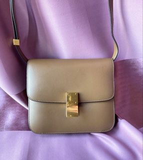 (Kategori: ) berada di . Dikirim oleh rubyjane1023 (ID iklan 1436795197, Gambar 1). Deskripsi: .