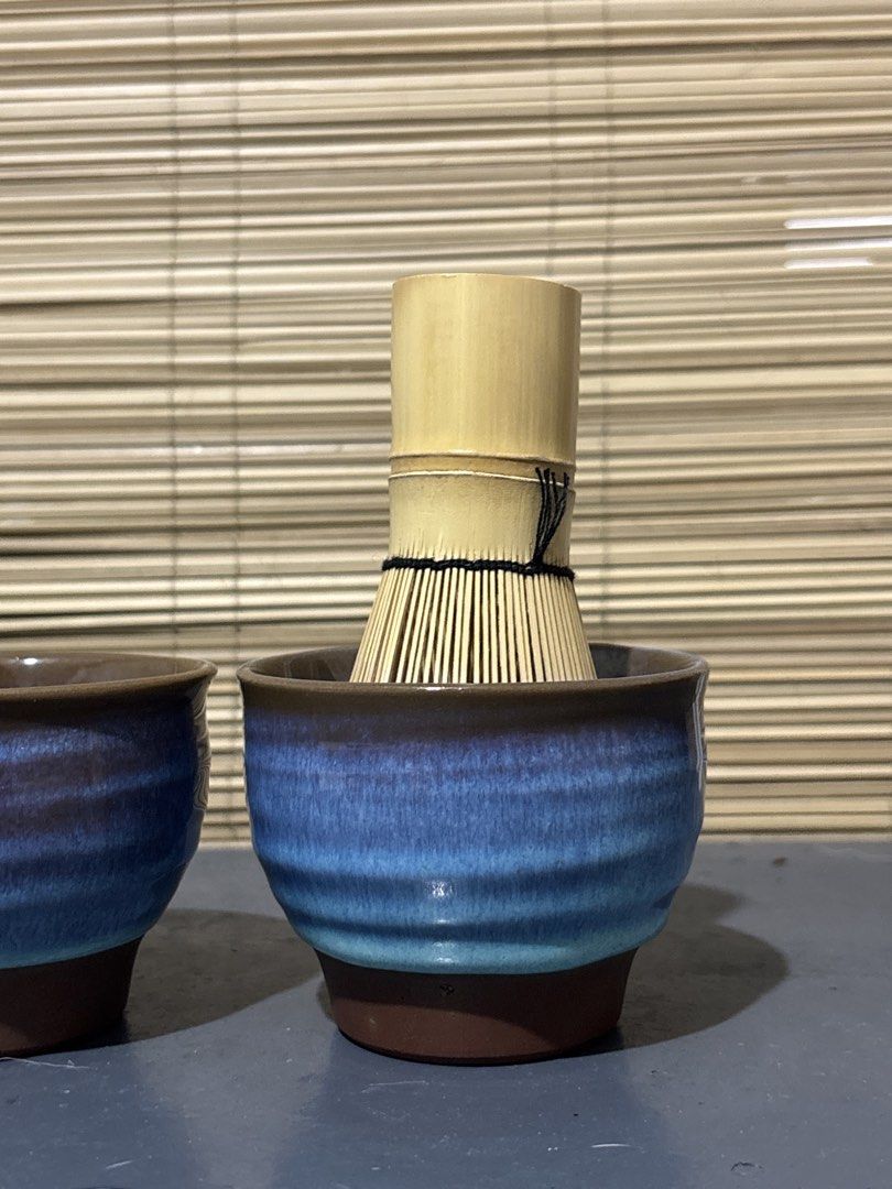 Chasen whisk Holder Ceramic Glazed (Category: Coffee & Tea Tableware) located in Makati City. Submitted by bbnski (Listing ID 1436655243, Image 1). Description: - Chasen whisk holder - Ceramic glazed - Stunning blue color - Does not Include Bamboo whisk - Ideal for holding & soaking Chasen Bamboo Wood Whisk .