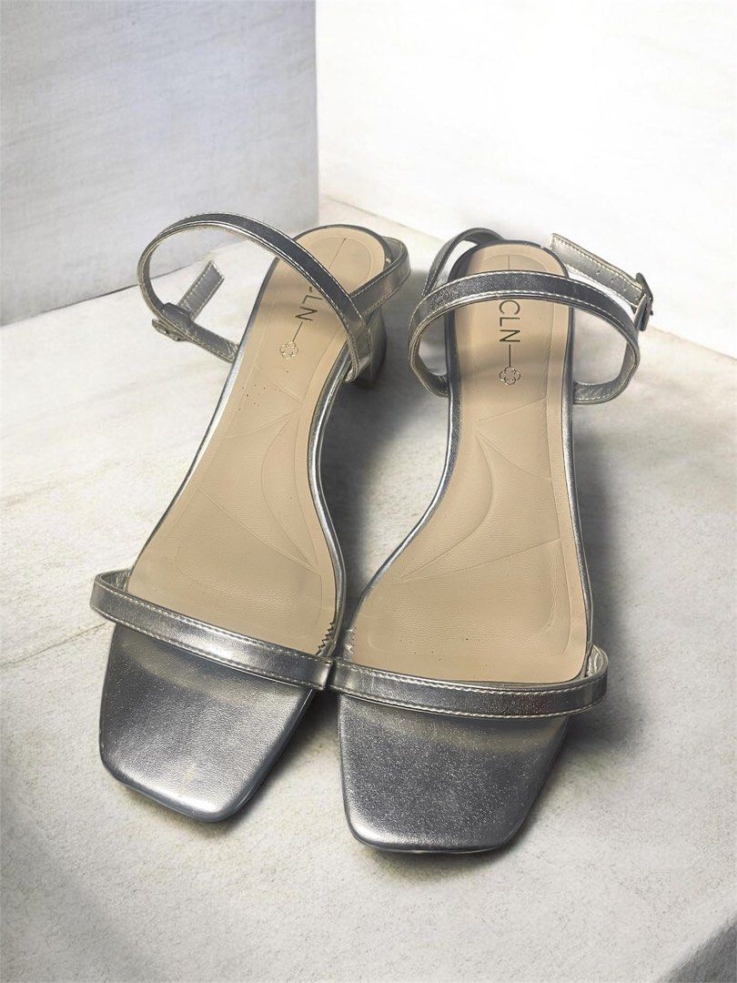 CLN Jeju Heel Sandals (Category: Flats & Sandals) located in Antipolo. Submitted by qstash_ (Listing ID 1436674148, Image 1). Description: ✨ CLN Jeju Heels – Silver ✨ Used once only 🤍 Bought last June 2024. 📌 Size: EU 39 📌 Bought for ₱999 📌 Selling for ₱600 only 📌 Still negotiable Still in good condition with minimal signs of wear on sole due to actual use and storage. Comes with a CLN box (not original box anymore since it was already dispo