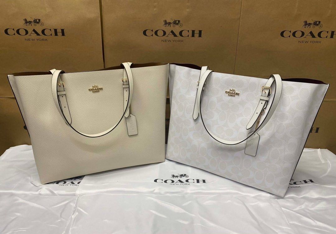 Coach Mollie Tote (Category: Luxury Bags & Wallets) located in Valenzuela. Submitted by markailandco. (Listing ID 1436809468, Image 2). Description: Brandnew Mallpullout Complete with paper bag.