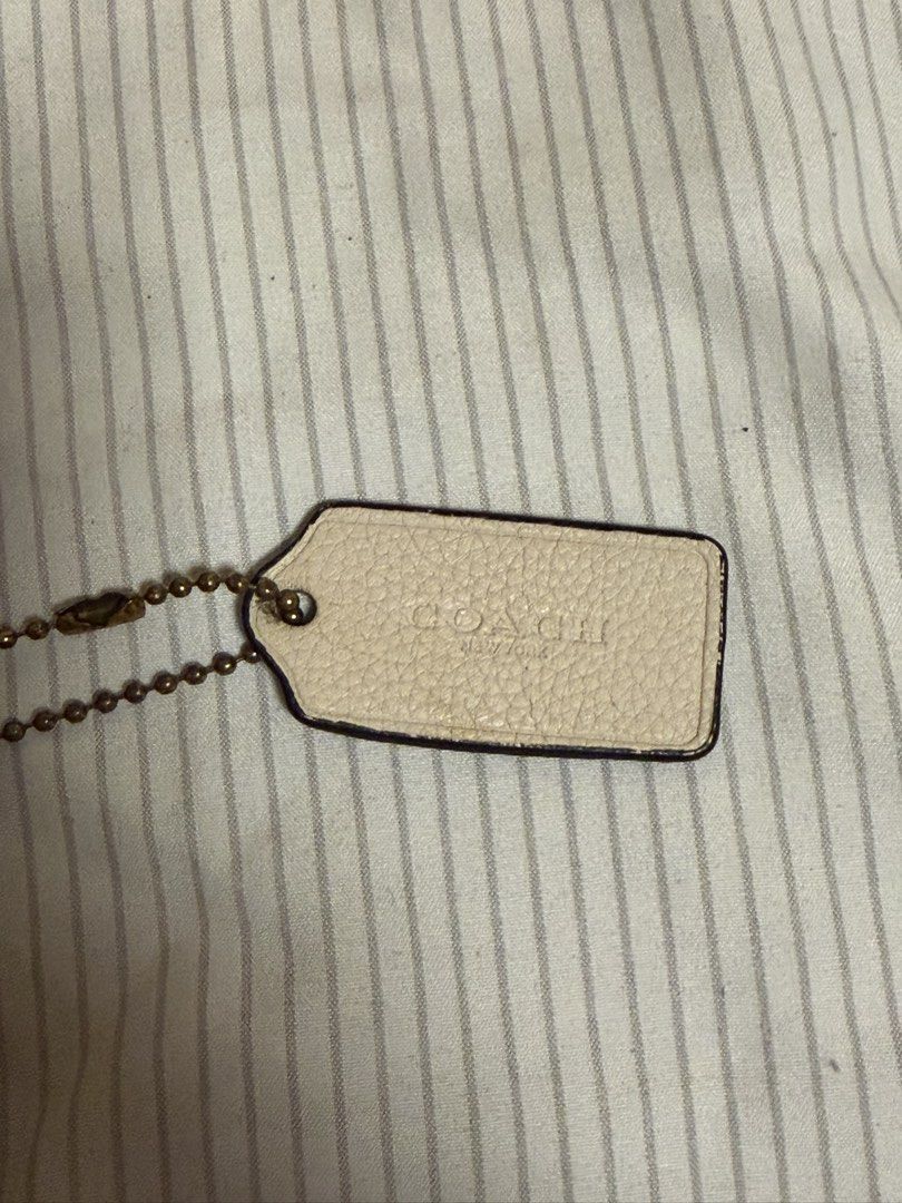 COACH TABBY (Category: Shoulder Bags) located in Rizal. Submitted by youngcloud-b67e (Listing ID 1436743395, Image 3). Description: Bought here in carousell Claimed authentic by the seller RFS: decluttering real bad.