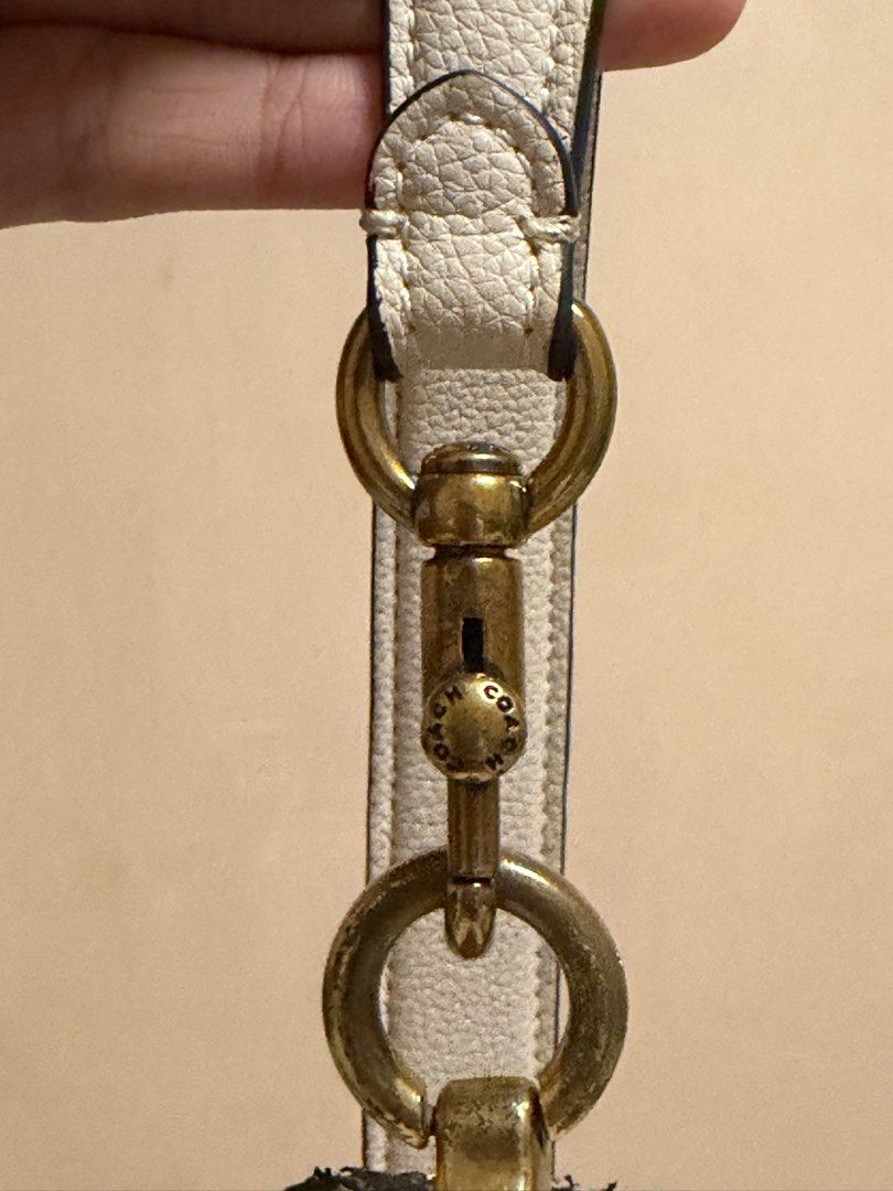 COACH TABBY (Category: Shoulder Bags) located in Rizal. Submitted by youngcloud-b67e (Listing ID 1436743395, Image 2). Description: Bought here in carousell Claimed authentic by the seller RFS: decluttering real bad.