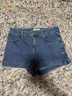 (Category: ) located in . Submitted by mochadong (Listing ID 1436757373, Image 1). Description: .