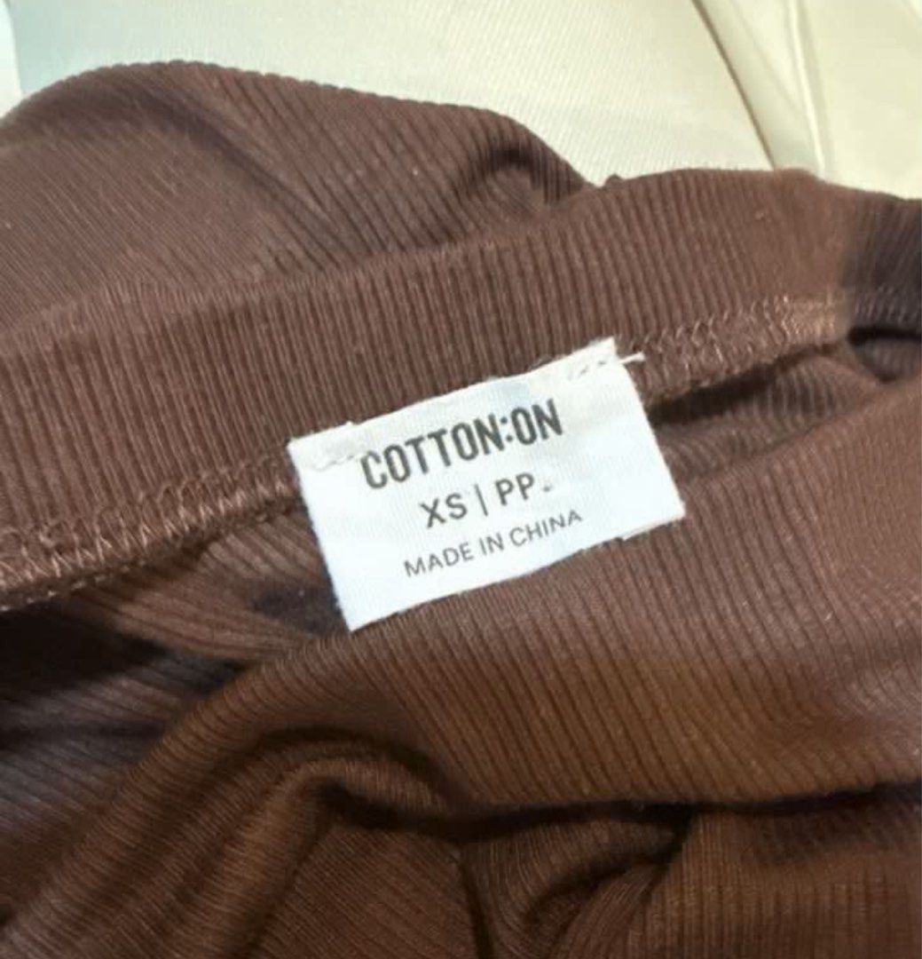 Cotton On Brown Ribbed Maxi Skirt (Category: Skirts) located in Quezon City. Submitted by s0l4nge (Listing ID 1436745576, Image 3). Description: ribbed BNWOT price is firm.