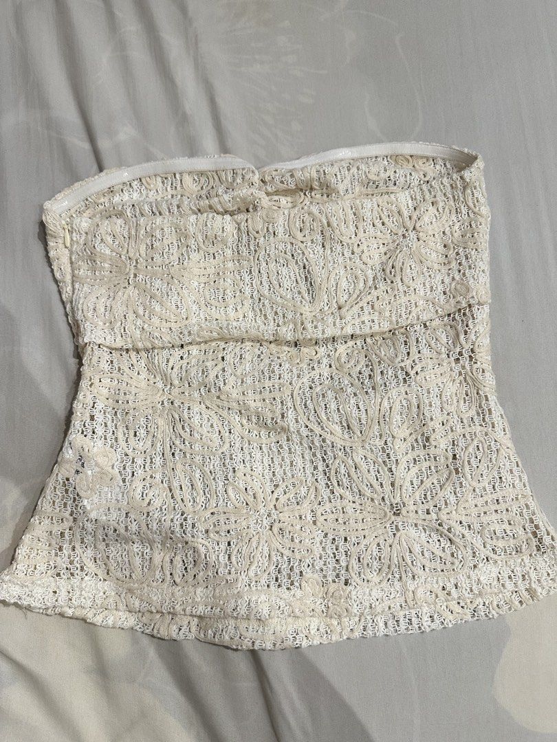 Cream Summer Tube Top (Category: Sleeveless) located in Manila. Submitted by lvshrt (Listing ID 1436783337, Image 2). Description: - used once only - mop: gcash - mod: grab/lalamove.