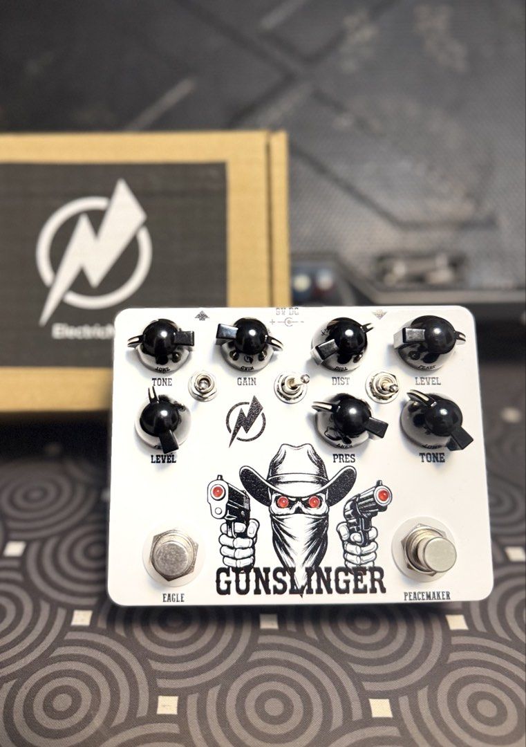 Dirt Analog Pedals❗️ (Category: Musical Instruments) located in Manila. Submitted by markiverso09561 (Listing ID 1436779630, Image 2). Description: 4,500 - Gunslinger by Electricnim Pedals (Overdrive Left and Distortion Right) 5,000 - Warm Audio ODD Box.