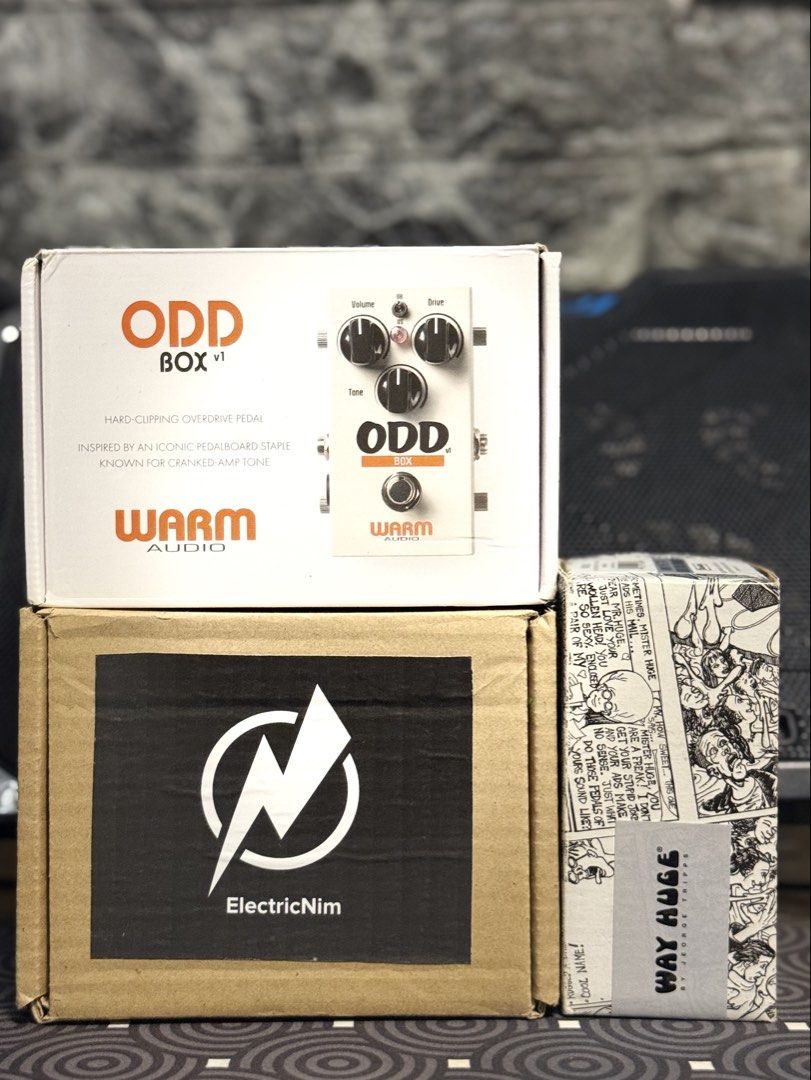 Dirt Analog Pedals❗️ (Category: Musical Instruments) located in Manila. Submitted by markiverso09561 (Listing ID 1436779630, Image 1). Description: 4,500 - Gunslinger by Electricnim Pedals (Overdrive Left and Distortion Right) 5,000 - Warm Audio ODD Box.