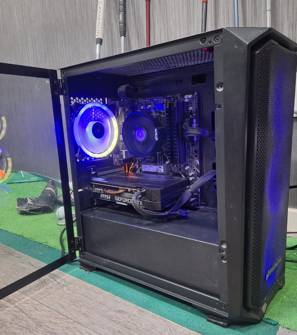 Dreamcore built Gaming PC448744095346872321