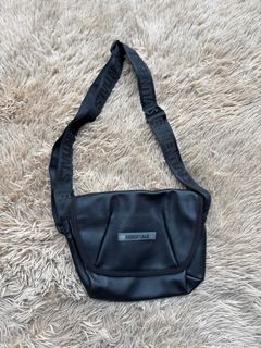 (Category: ) located in . Submitted by nojthrift (Listing ID 1436760294, Image 1). Description: .
