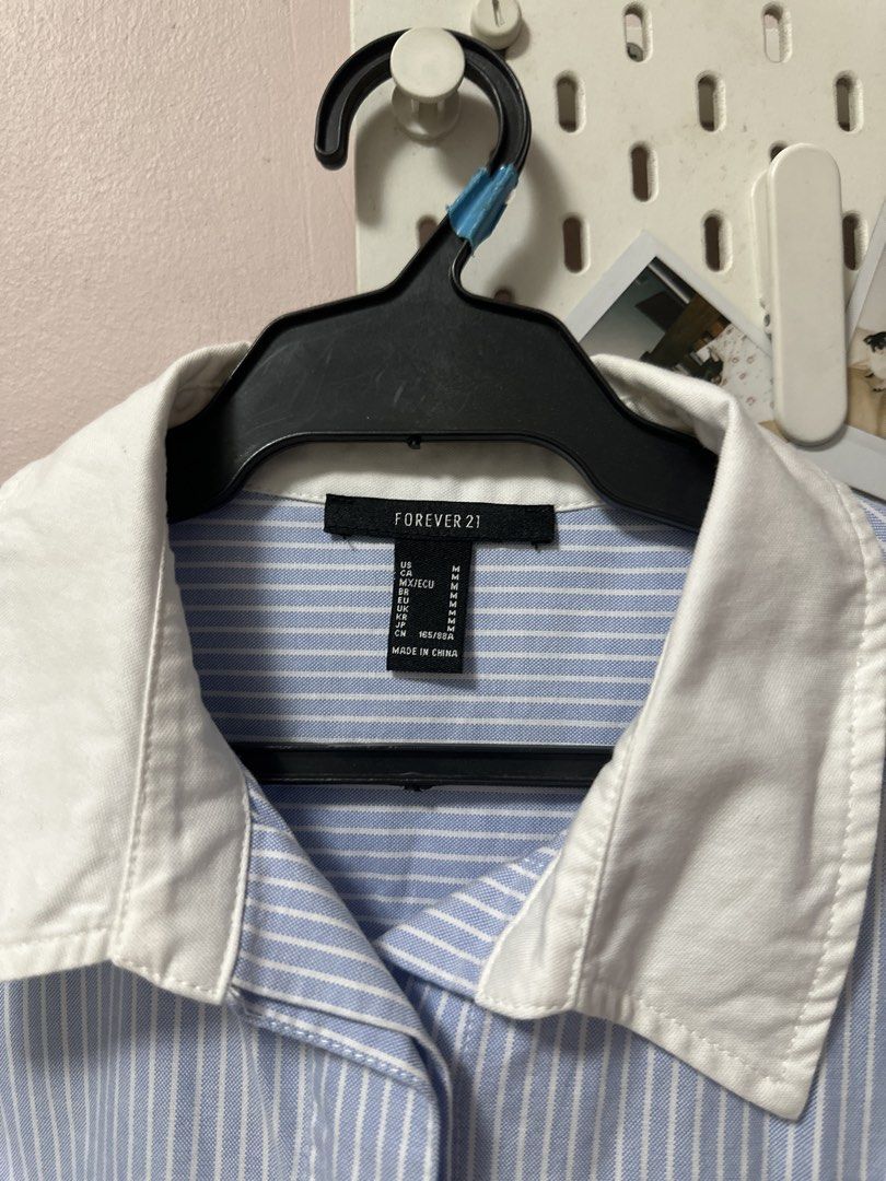 Forever 21 Striped Polo Dress (Category: Shirts) located in Manila. Submitted by heyalexa (Listing ID 1436774237, Image 3). Description: Length: 28” Shoulder to shoulder: 20” May small stain sa ilalim ng collar. Not visible when worn kasi nasa ilalim.