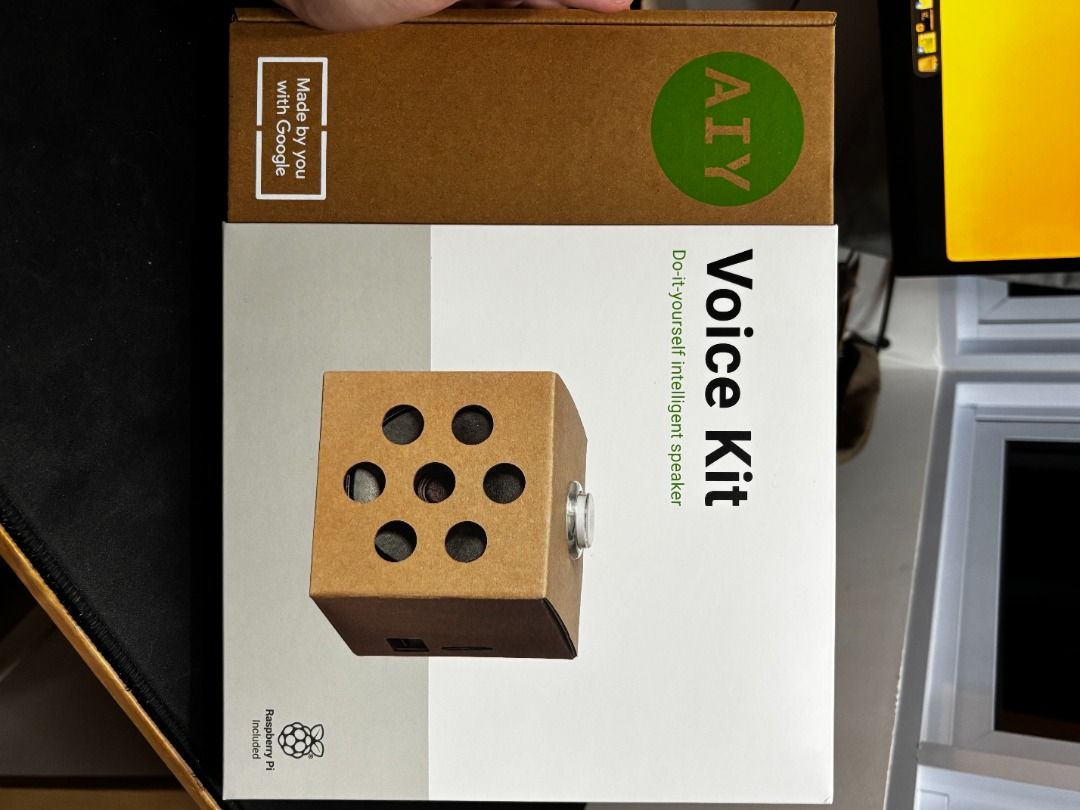 Google AIY Voice Kit v2 with Raspberry Pi448852577307207681