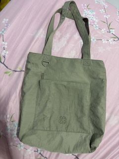 (Category: ) located in . Submitted by wona18 (Listing ID 1436661819, Image 1). Description: .