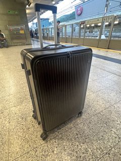 （分類：）位於 。 由 livefire-917d 提交（商品編號 1436750827，圖片 1）。簡介： 。