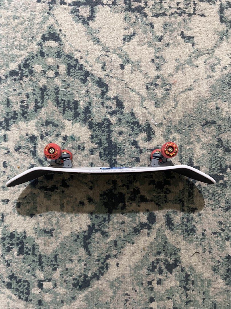 Handboard TechDeck (Category: Skates, Rollerblades & Scooters) located in Sungai Buloh. Submitted by subangshop420 (Listing ID 1436726482, Image 3). Description: Fingerboard game strong 🔥🛹 Level up your tricks with Palm Tech Deck Board — smooth ride, solid grip & clean design for every session. Perfect for beginners sampai pro finger skaters 👌 Train your kickflip, ollie & combos anywhere, anytime. ✔️ Smooth wheels ✔️ Durable deck ✔️ Easy contr