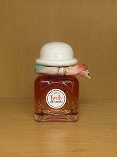 （分類：）位於 。 由 fionaorange 提交（商品編號 1436739711，圖片 1）。簡介： 。