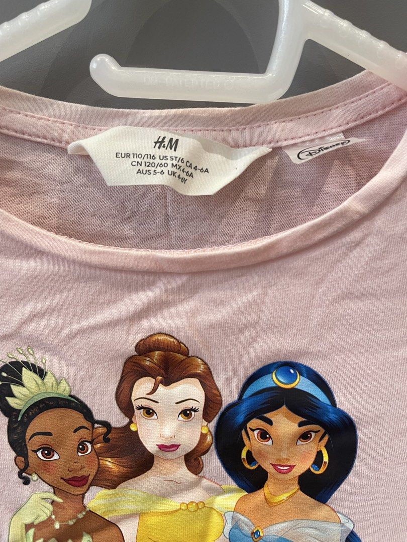 H&M Disney Princess Dress (Category: Babies & Kids Fashion) located in Taguig. Submitted by vivi_028 (Listing ID 1436723388, Image 2). Description: - H&M Disney Princess Dress - Pink color - Features a princess graphic - Long sleeves - Tiered, layered skirt - Size: EUR 110/116, US 5T/6, CA 4-6A, AUS 5-6, UK 5-6A - Ideal for little princesses!.