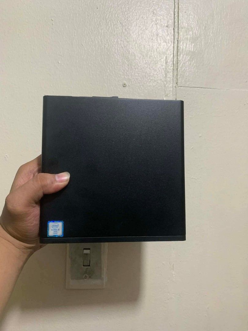HP Elitedesk 800 G3 desktop Mini (Category: Desktops) located in Manila. Submitted by happyearth.953a15 (Listing ID 1436809560, Image 2). Description: HP Elitedesk 800 G3 desktop Mini I5 6th gen Intel UHD Graphics 530 8gb ram ddr4 256gb ssd storage Windows 11 pro OS Unit with power adapter 💸💸 7,000 Location: San Andres bukid manila Pick up or deliver.