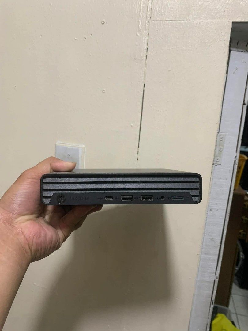 HP prodesk 400 G6 desktop Mini (Category: Desktops) located in Manila. Submitted by happyearth.953a15 (Listing ID 1436800406, Image 1). Description: HP prodesk 400 G6 desktop Mini I5 10th gen Intel UHD Graphics 630 16gb ram 128gb nvme 500gb HDD Windows 11 pro OS Unit with power adapter 💸💸 12,500 Location: San Andres bukid manila Pick up or deliver cod.