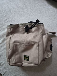 （分類：）位於 。 由 tinyponii 提交（商品編號 1436744919，圖片 1）。簡介： 。