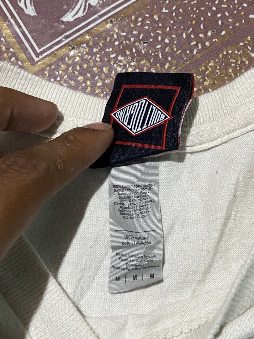 Independent Trucks Shirt (Category: Activewear) located in Cavite. Submitted by plankdalooter (Listing ID 1436779741, Image 3). Description: 20 width 27 length very good condi need wash only minimal loose stitch sa tag but still presentable.