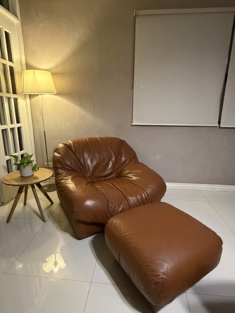 Couch Sofa Italian Oversized (Category: Sofas) located in Las Pinas. Submitted by surplus.manila (Listing ID 1436736166, Image 2). Description: Ideal as a statement accent piece for living rooms, reading corners, offices or hotel lounge..