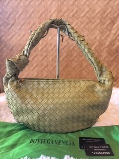 (Category: ) located in . Submitted by esrpreloved (Listing ID 1436686188, Image 1). Description: .