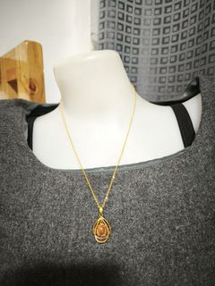 (Category: ) located in . Submitted by queenlyne_vintage_rare_finds (Listing ID 1436681874, Image 1). Description: .
