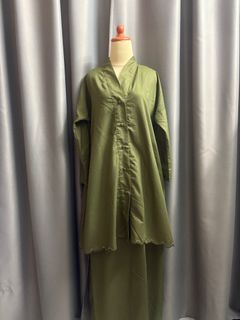 (Category: ) located in . Submitted by thriftbymyra (Listing ID 1436825550, Image 1). Description: .