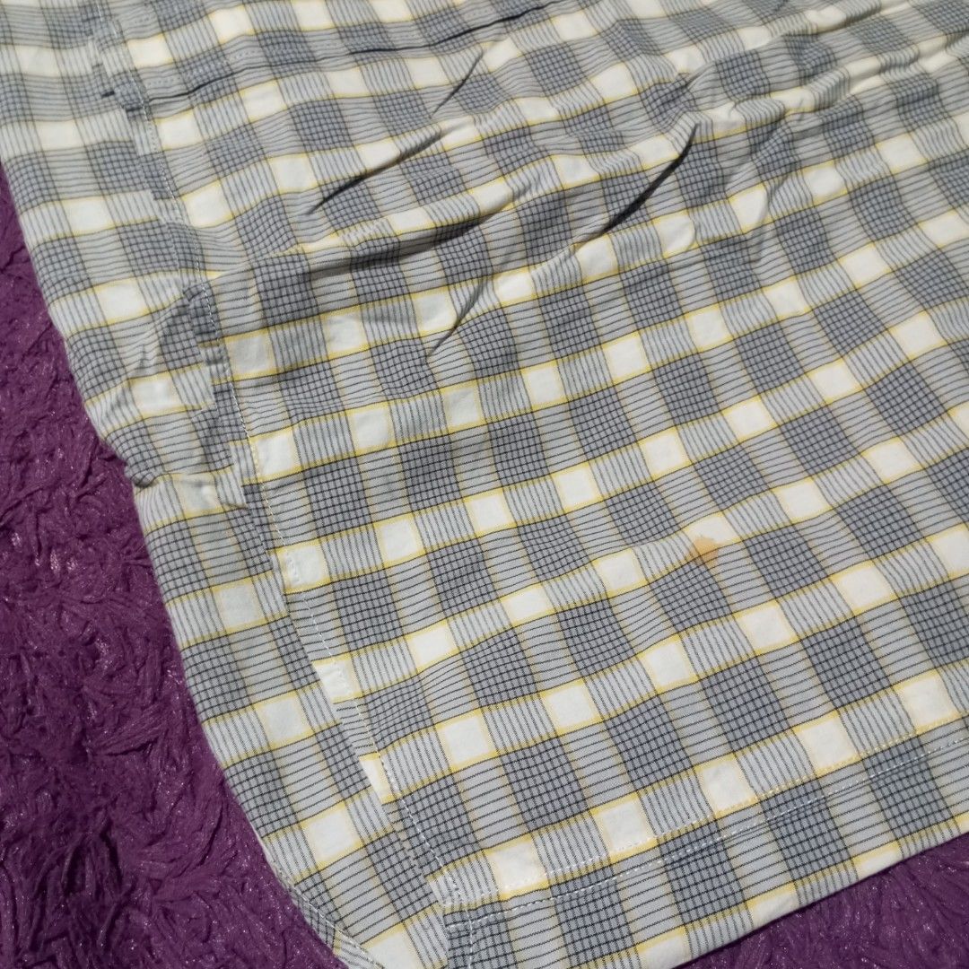 Lacoste Checkered Long Sleeve Shirt (Category: Tshirts & Polo Shirts ) located in Manila. Submitted by johnpaulnoga29 (Listing ID 1436696215, Image 3). Description: - Lacoste long sleeve shirt - Checkered pattern - Button-down style - Features chest pocket with Lacoste logo - Collar size: 39 - Classic fit - Ideal for casual occasions.