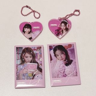 （分類：）位於 。 由 nayeonuwu 提交（商品編號 1436707335，圖片 1）。簡介： 。