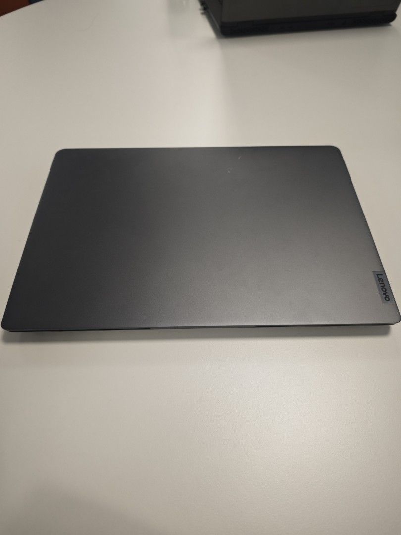 Lenovo Laptop with RTX Graphics449031224375398401