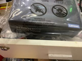 （分類：）位於 。 由 chow2029 提交（商品編號 1436736923，圖片 1）。簡介： 。